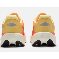 New Balance FuelCell rebel v5 (M)